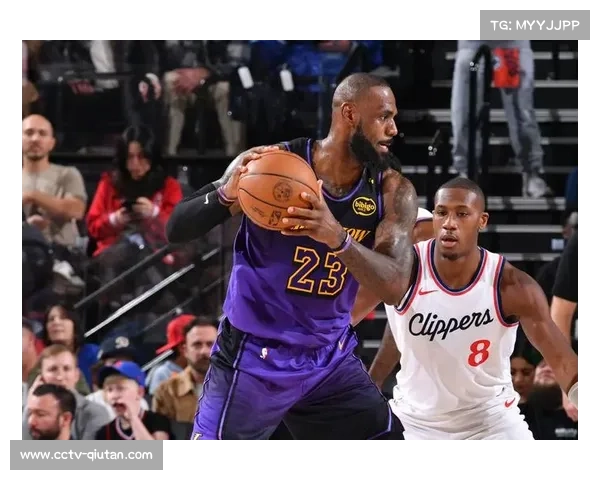 湖人快船德比战，NBA杯小组赛关键对决